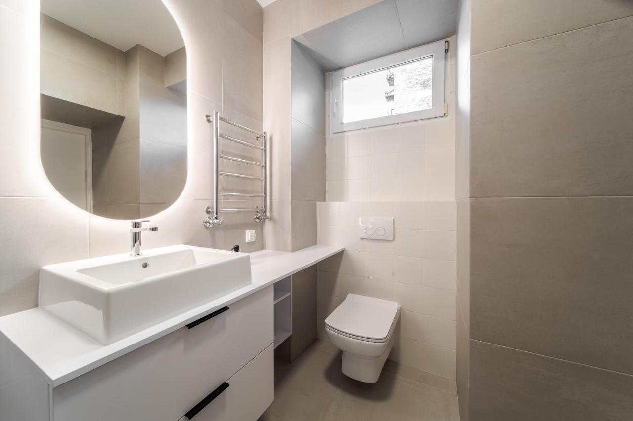 Inshiapartments On Ferentsa Lista Str ลวีฟ ภายนอก รูปภาพ