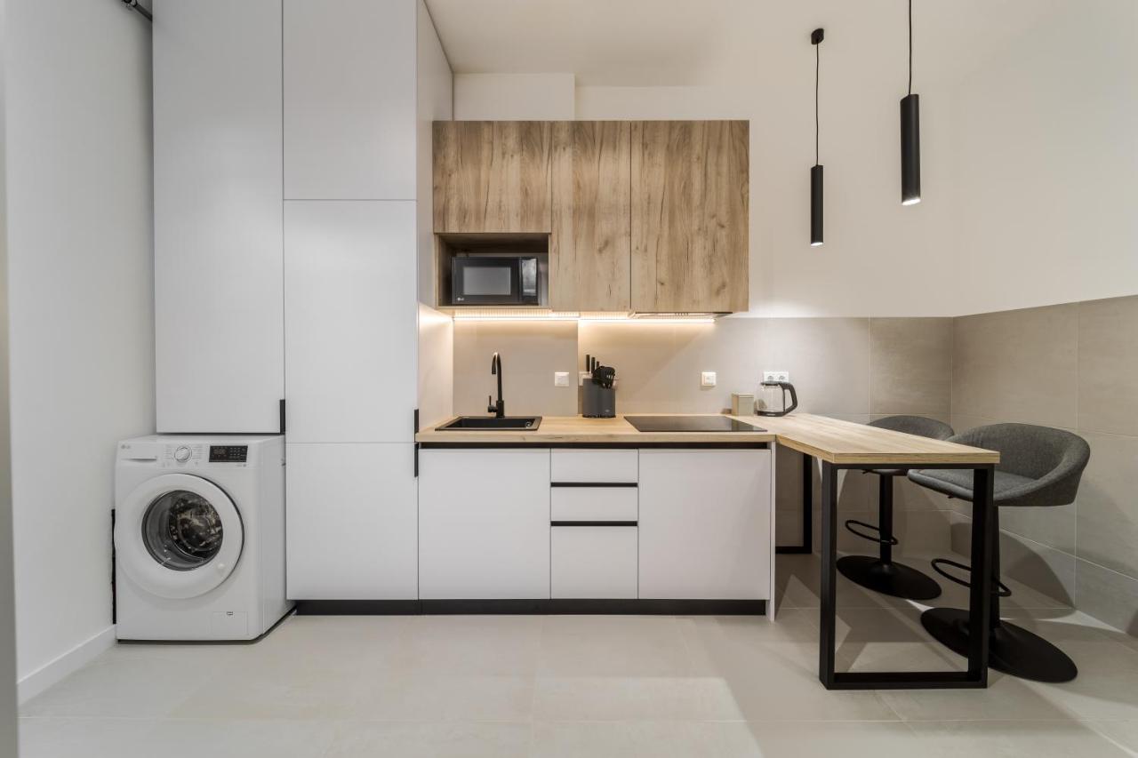Inshiapartments On Ferentsa Lista Str ลวีฟ ภายนอก รูปภาพ