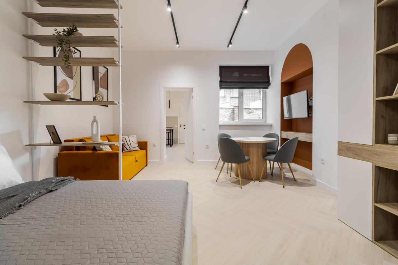Inshiapartments On Ferentsa Lista Str ลวีฟ ภายนอก รูปภาพ